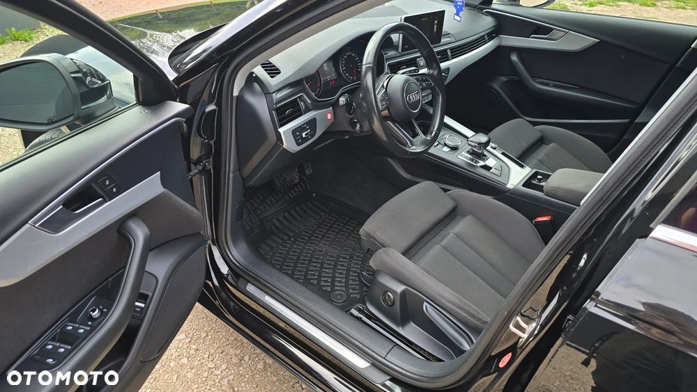 Audi A4 Avant 2.0 TDI ultra S tronic - 14
