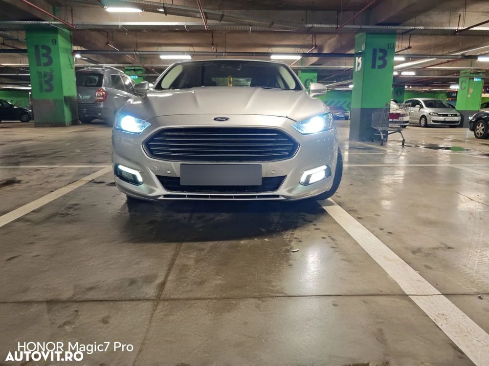 Ford Mondeo 2.0 HEV Titanium - 4