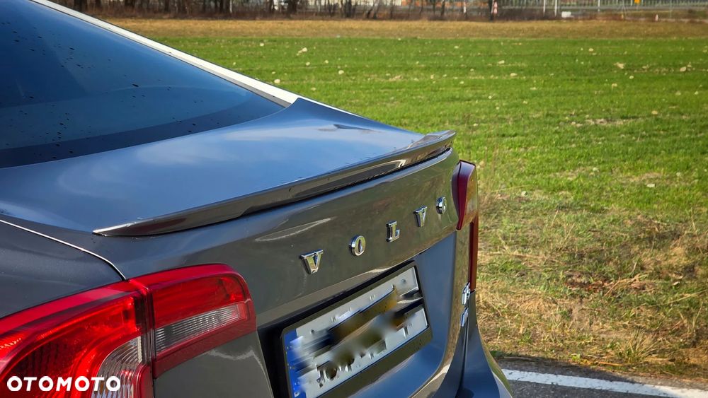 Volvo S60 - 12