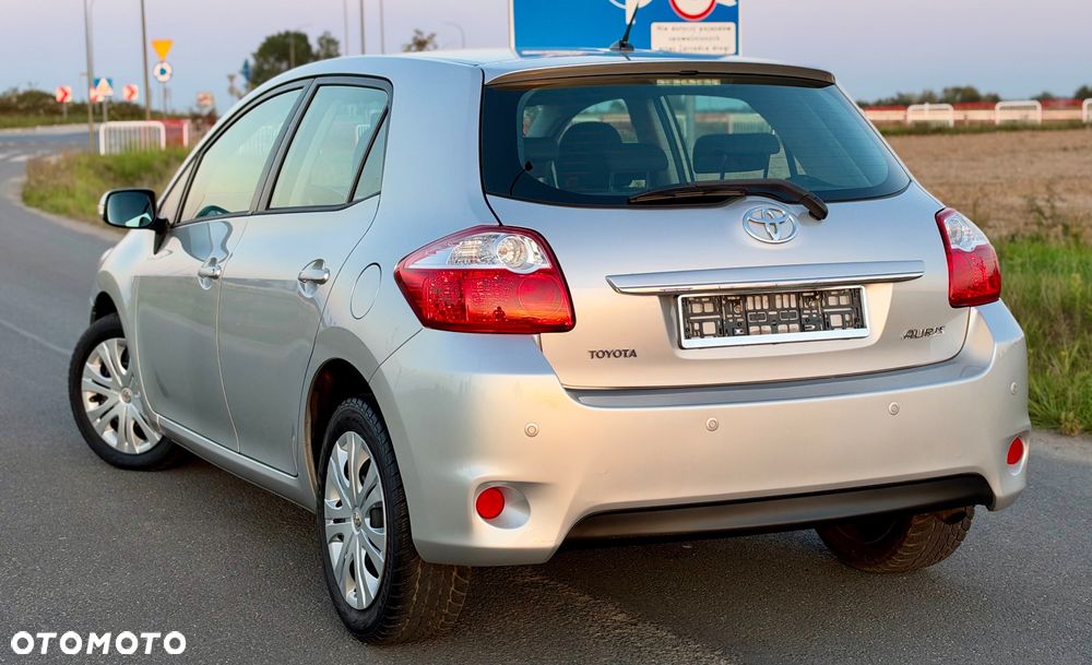 Toyota Auris 1.6 MultiMode Executive - 8