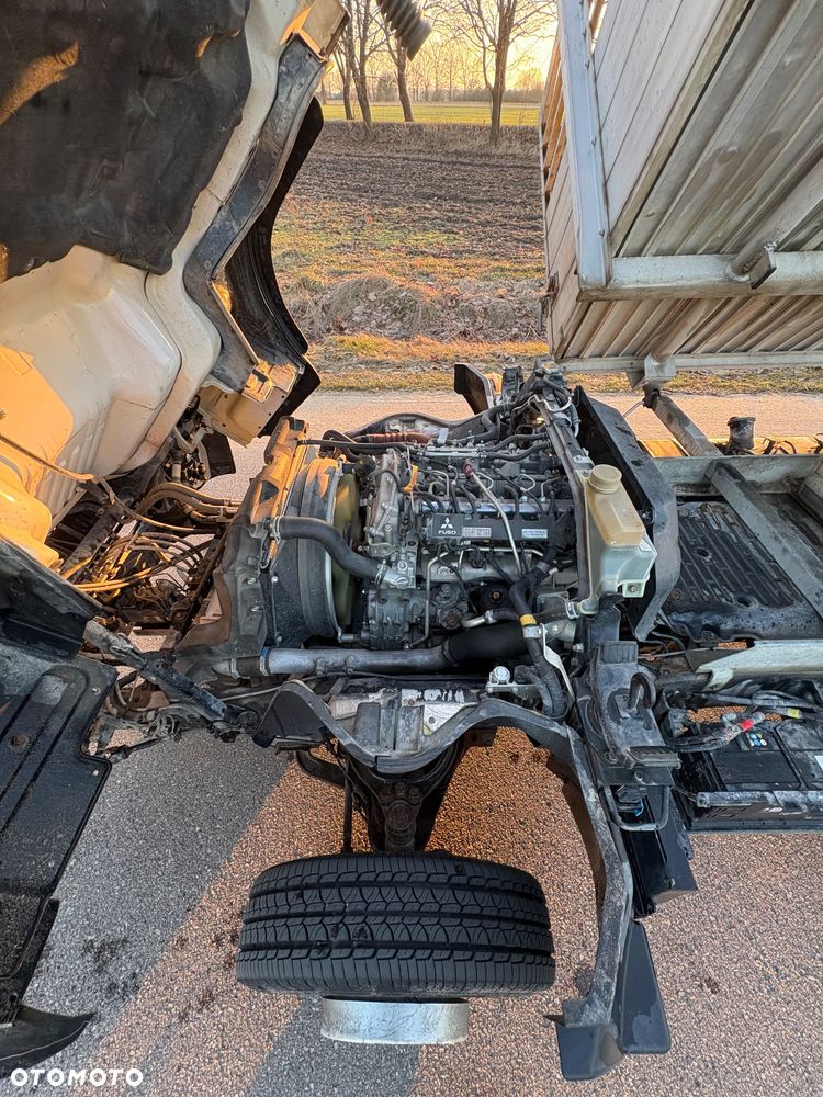 Mitsubishi Fuso Canter - 11