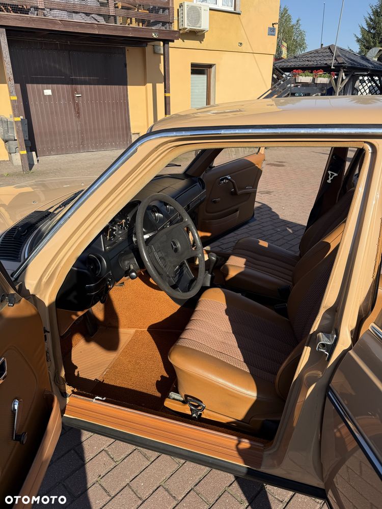 Mercedes-Benz W123 - 5