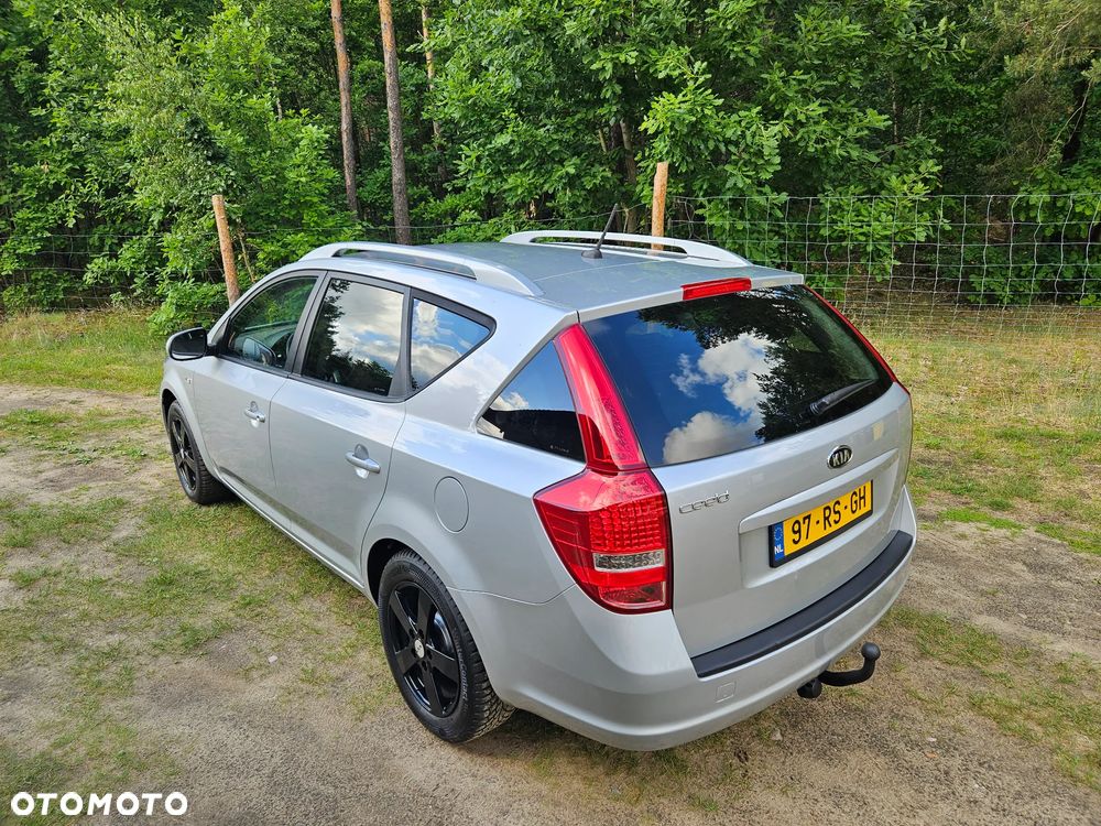Kia Ceed 1.6 Optimum + - 6