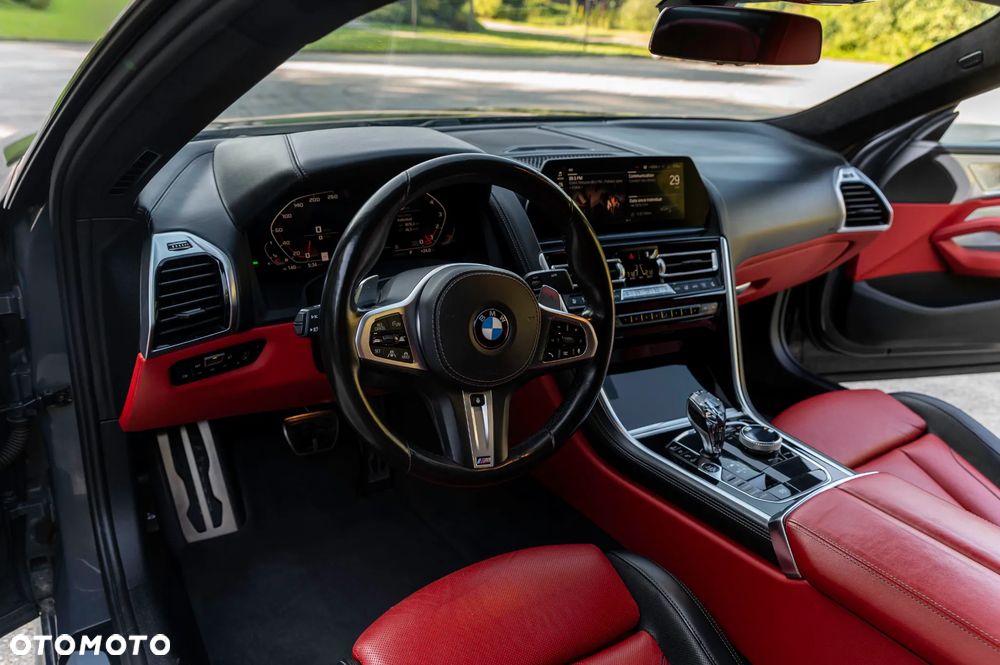 BMW Seria 8 - 26