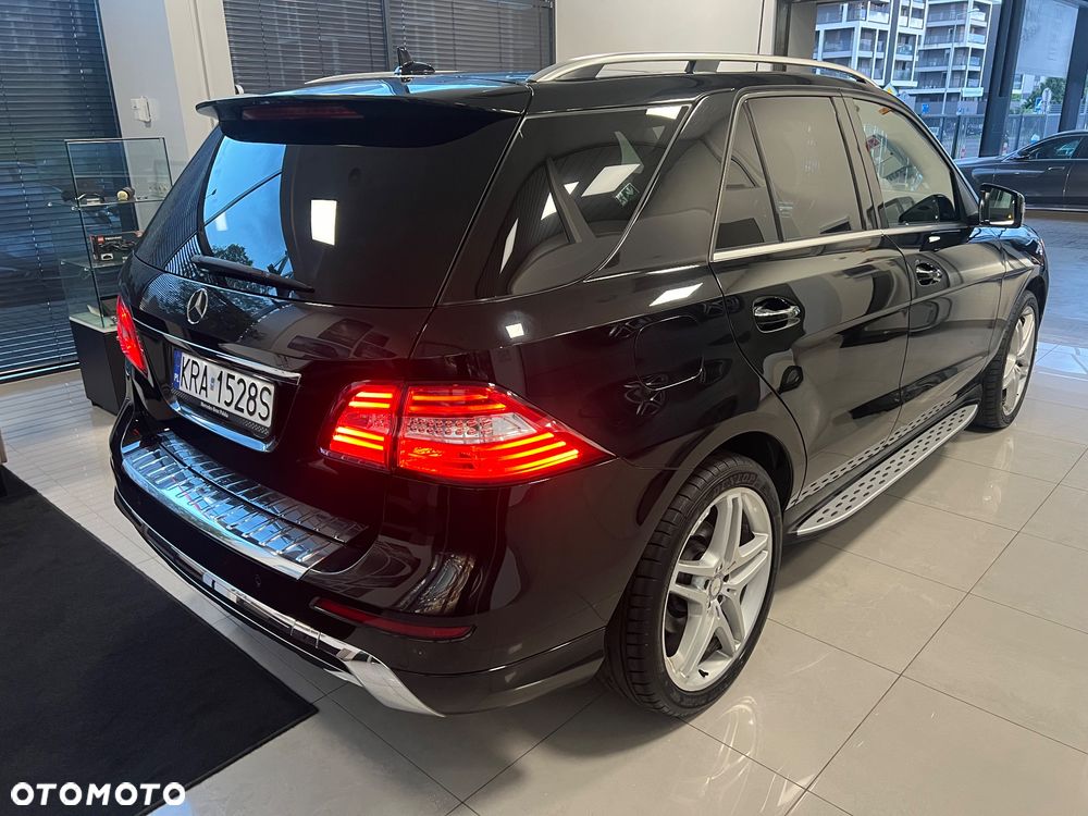 Mercedes-Benz ML 350 BlueTec 4-Matic - 5