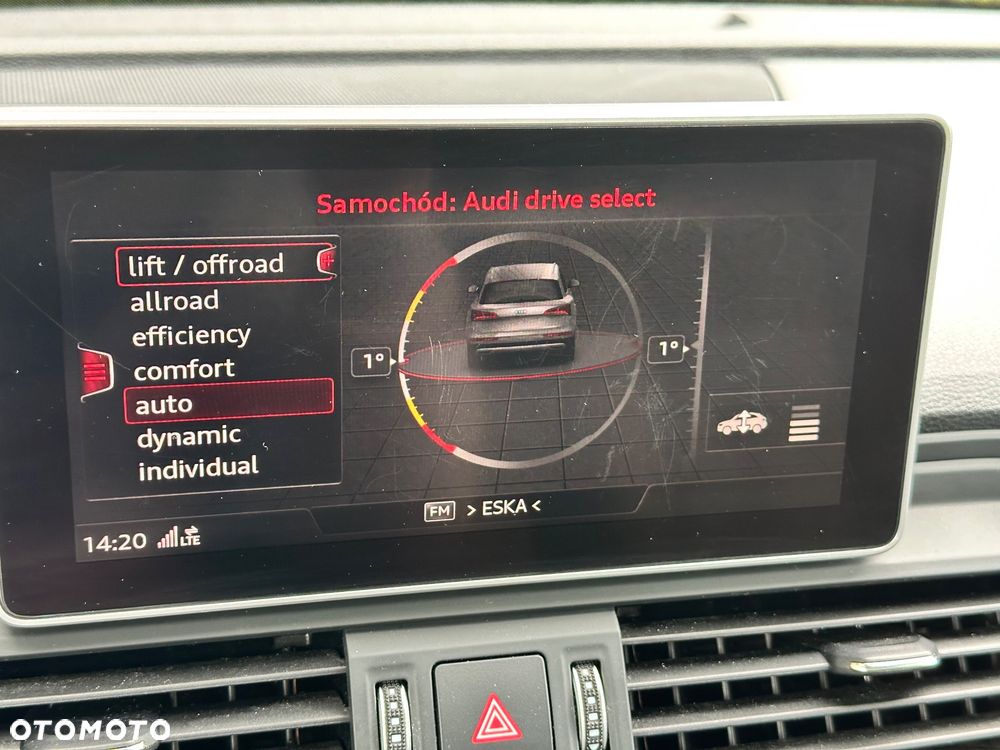 Audi Q5 50 TFSI e Quattro S Line S tronic - 28