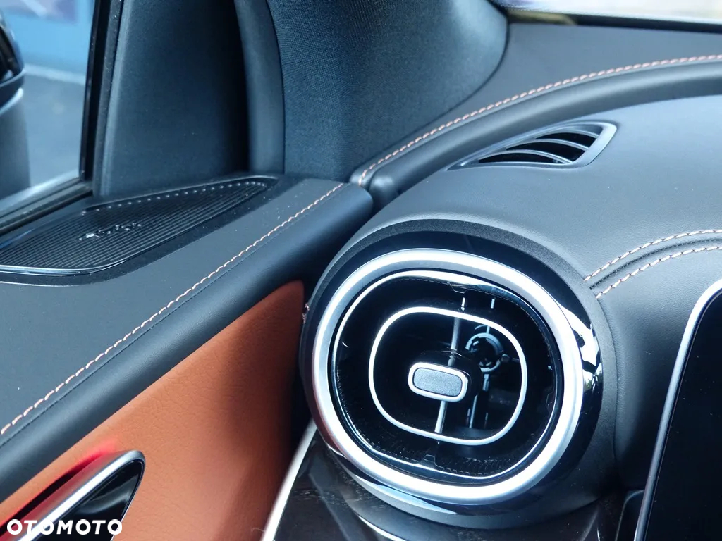 Mercedes-Benz GLC Coupe 200 mHEV 4-Matic AMG Line - 23