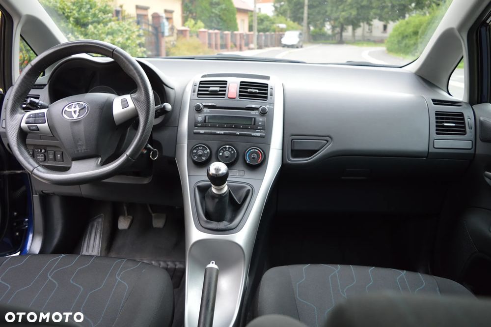 Toyota Auris - 19