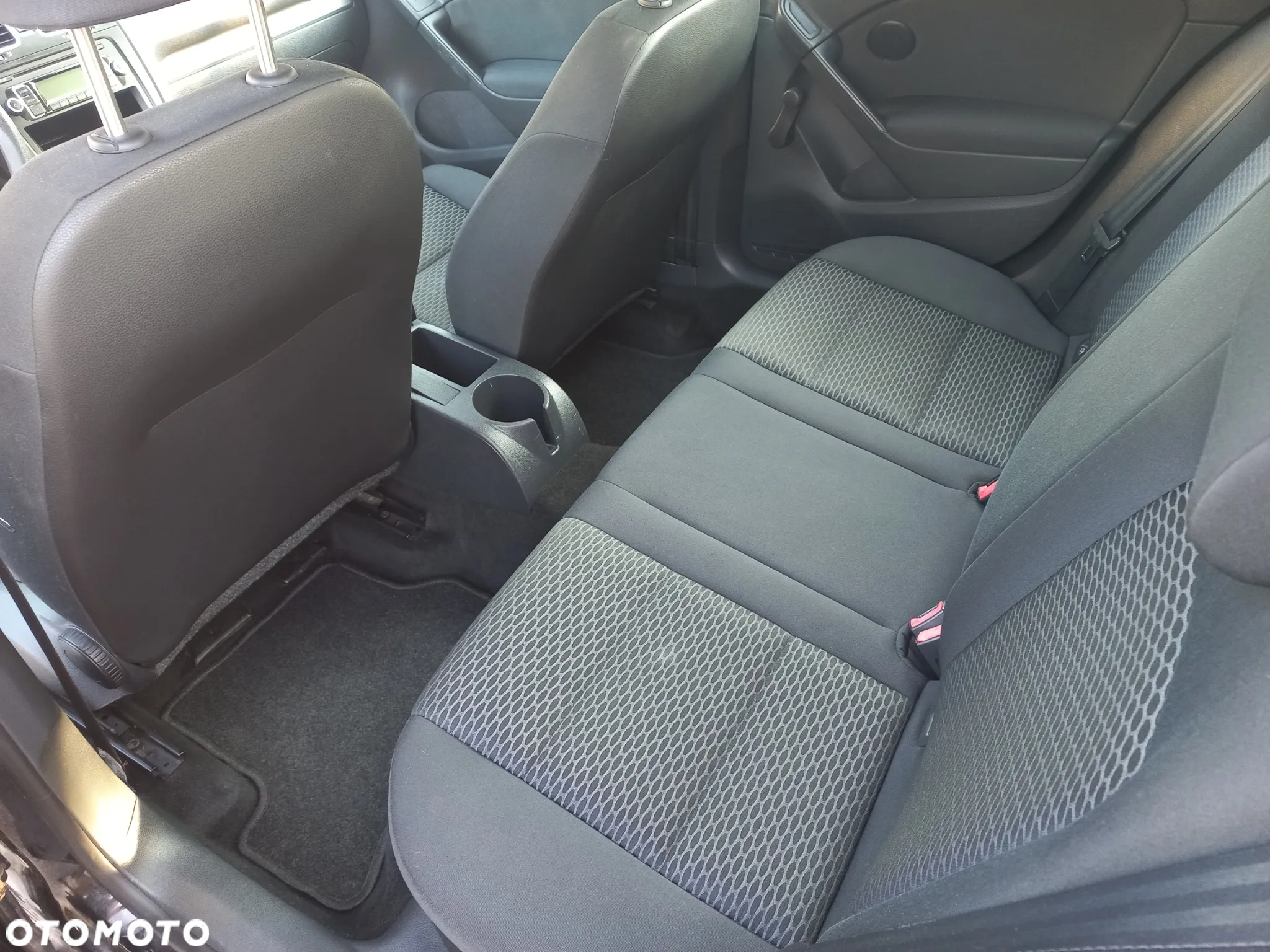 Volkswagen Golf - 17