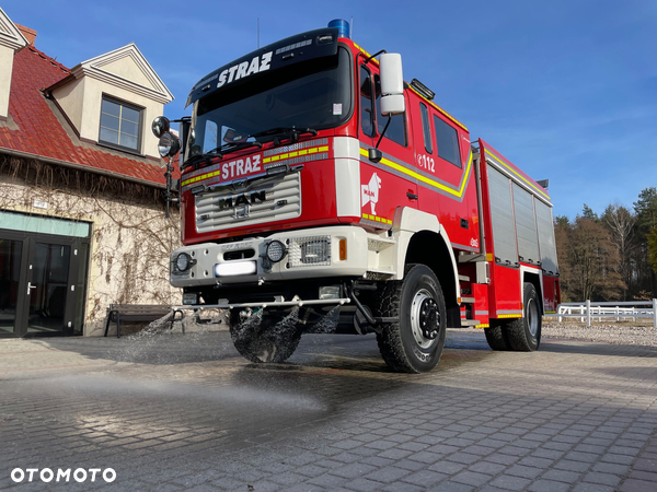 MAN STRAŻ POŻARNA POŻARNICZY 4X4 19.420 Z CNBOP ROSENBAUER CIĘŻKI CAFS PEŁNA OPCJA PIANA A i B CIĘŻKA LEKKA DZIAŁKO ZRASZACZ REDUKTOR BLOKADY WYSOKI PRZEŚWIT WYSOKIE KĄTY NATARCIA+PRZECHYŁU SUPER DURZE KOŁO WZMOCNIONE SK.ZF KONFIGURACYJNIE POJAZD W PEŁNI PRZYSTOSOWANY DO WSZYSTKICH ZADAŃ  NOWY BREND 2022 LIFT NAJAŚNICA STEROWANA LED LISTWA LED OŚWIETLENIE POLA PR. 360 LED  WZMOCNIONY ZBIORNIK GŁÓWNY+REWIZJA DWA SYSTEMY PIANO TWÓRCZE CAFS DWA NATARCIA WYSOKIEGO CIŚNIENIA Z PIANĄ CAFS!!! WŁAZ REWIZYJNY TRZY ZBIORNIKI!! POJAZD JAK NOWY