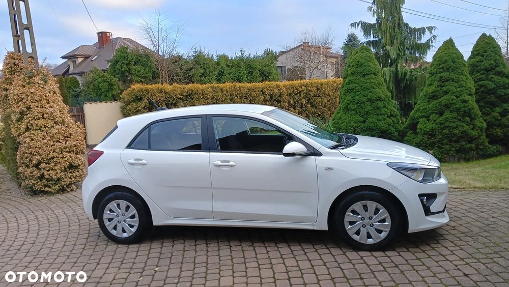 Kia Rio 1.2 Edition 7 - 4