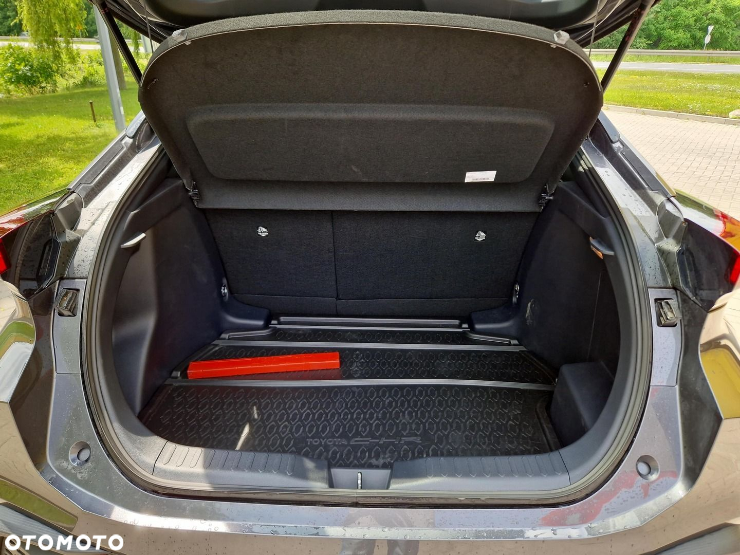 Toyota C-HR - 13