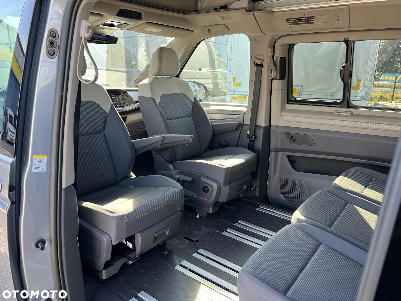 Volkswagen california Beach 2.0 TDI 110 kW DSG 7-G - 17