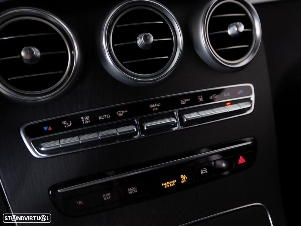 Mercedes-Benz GLC 300 de Coupé 4Matic - 21