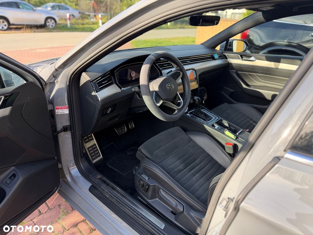 Volkswagen Passat 2.0 TDI Business DSG - 31