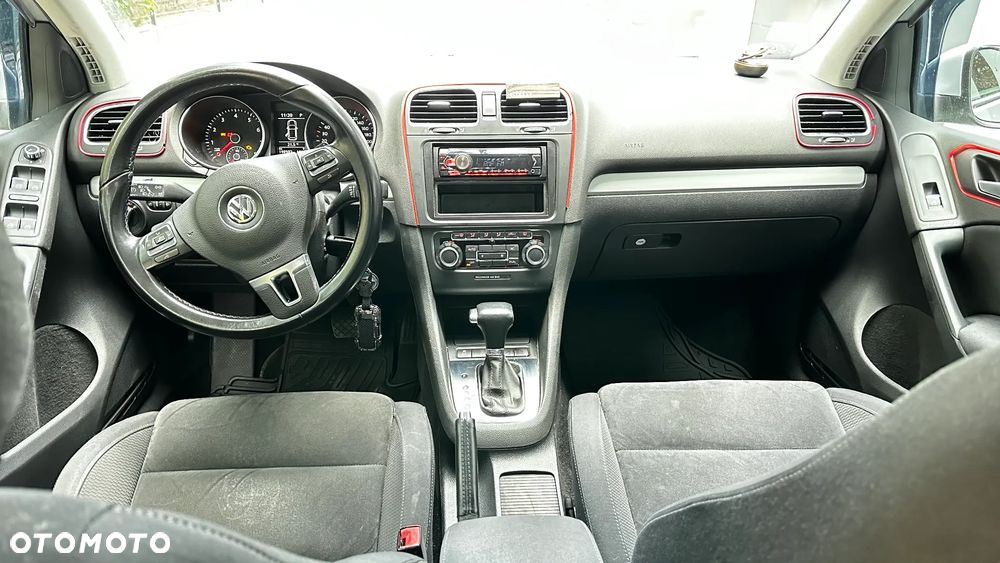 Volkswagen Golf - 23