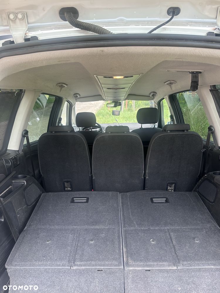 Ford Galaxy - 5