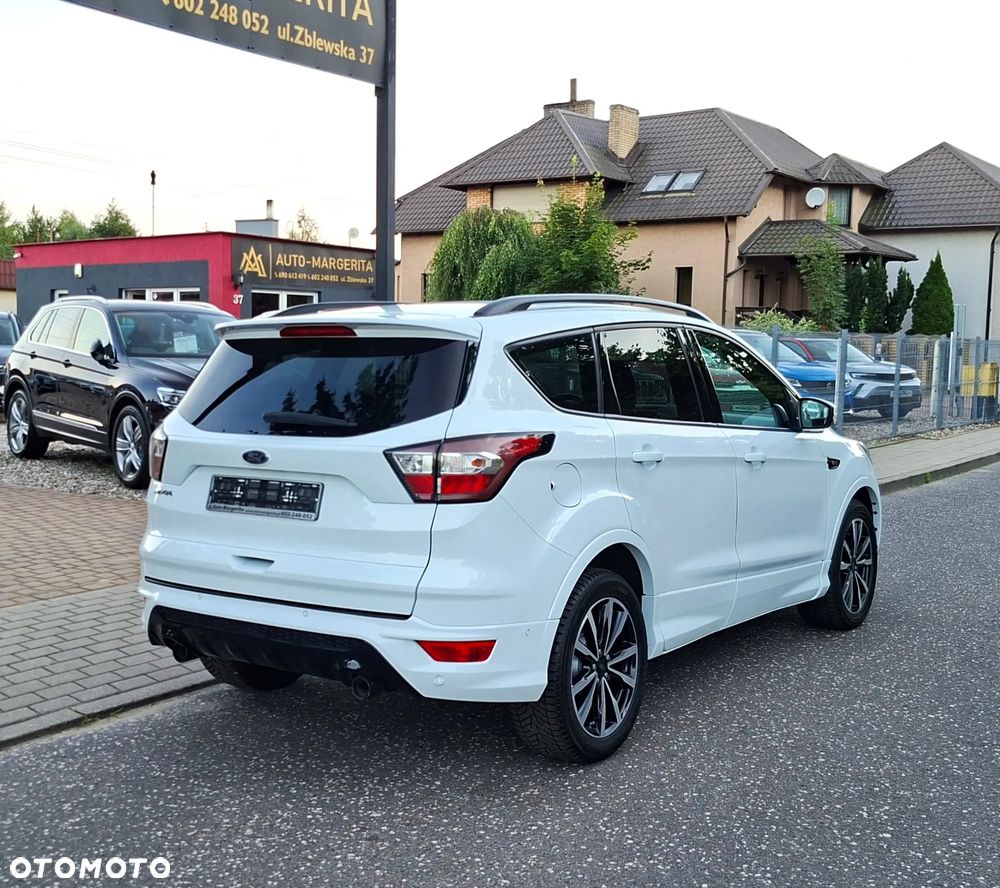 Ford Kuga 2.0 TDCi 2x4 ST-Line - 10