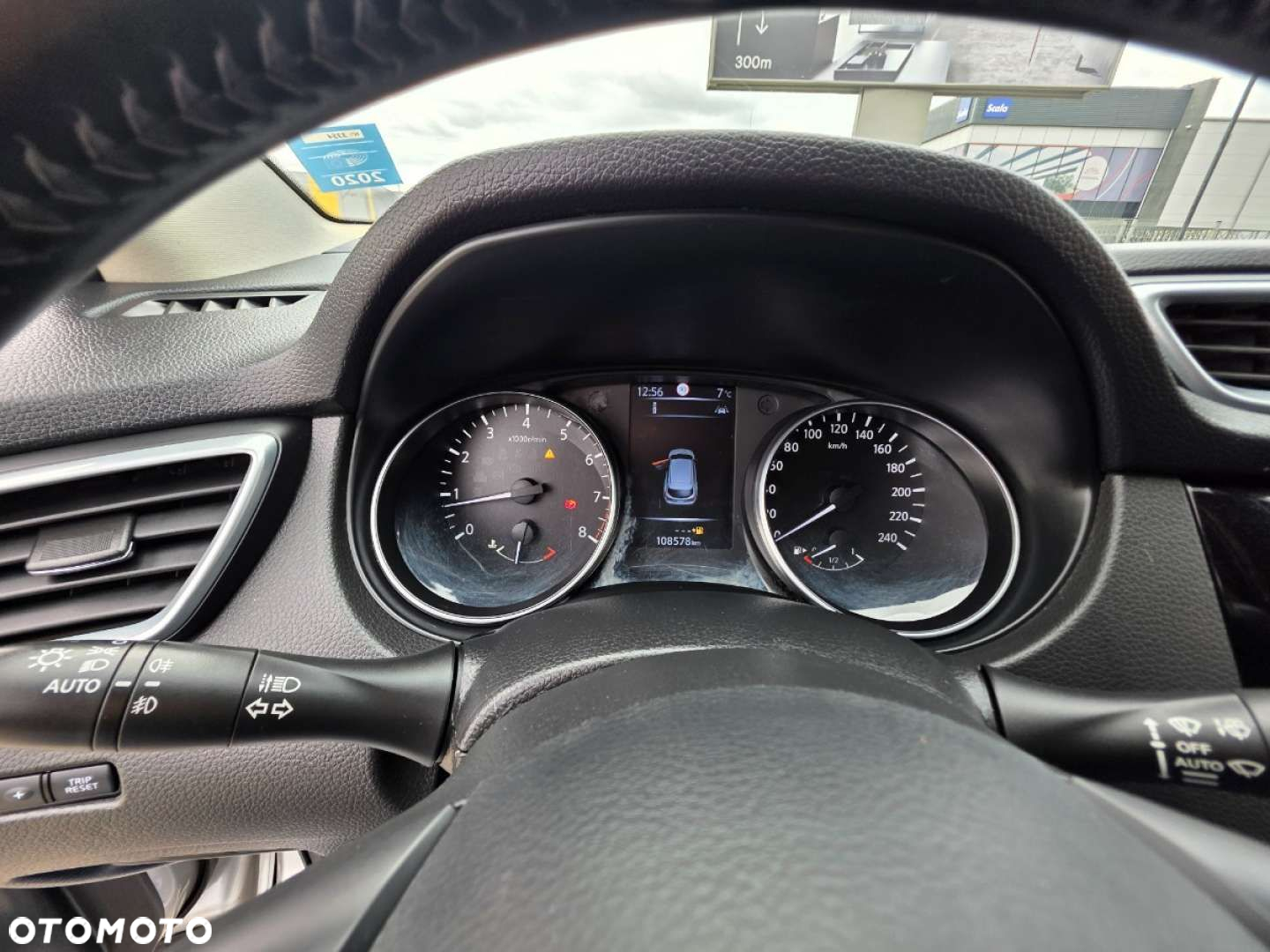 Nissan Qashqai - 12