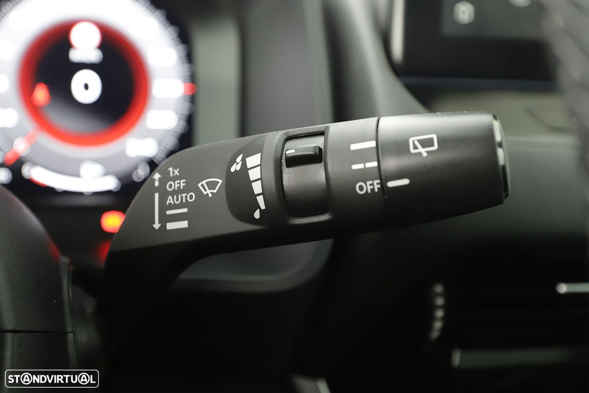 Nissan Qashqai 1.3 DIG-T N-Connecta - 18