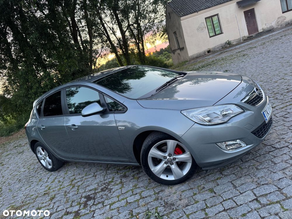 Opel Astra 1.6 Color Edition - 3