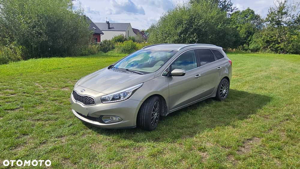 Kia Ceed - 21