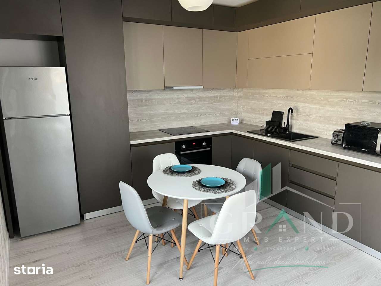 Apartament Modern | 3 Camere | Lift | Etaj 1 | Parcare | Curte | Zoril — fotografia 2