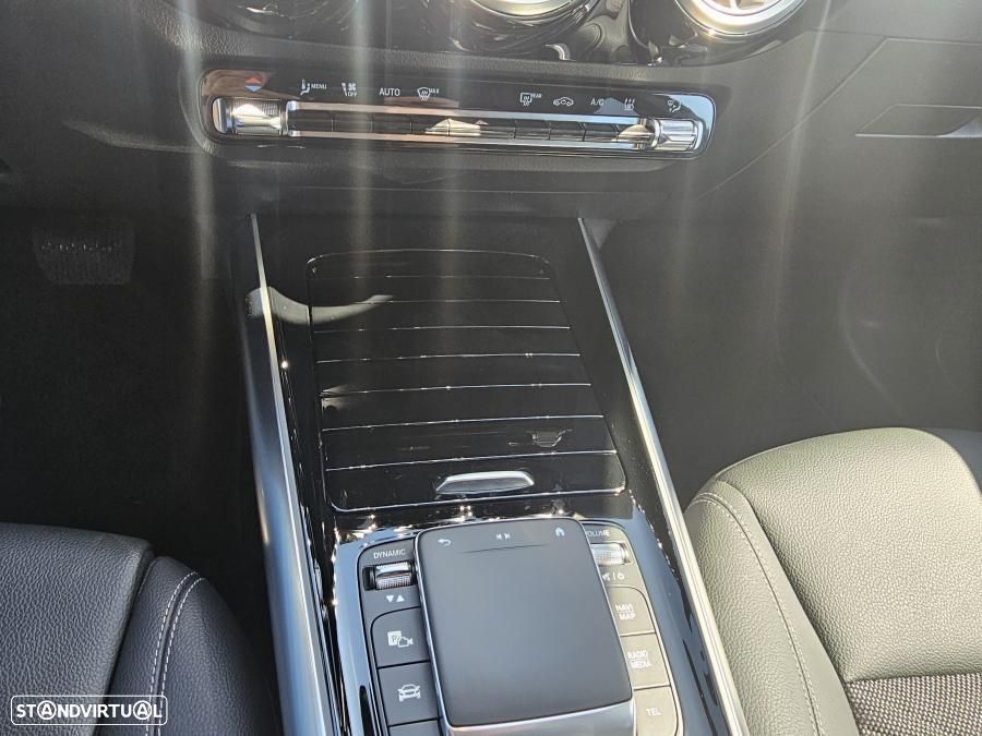 Mercedes-Benz EQA 250+ Progressive - 30