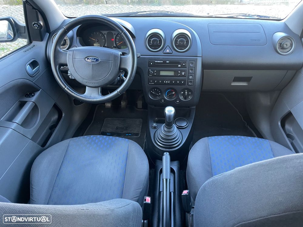 Ford Fiesta 1.25 Trend - 11