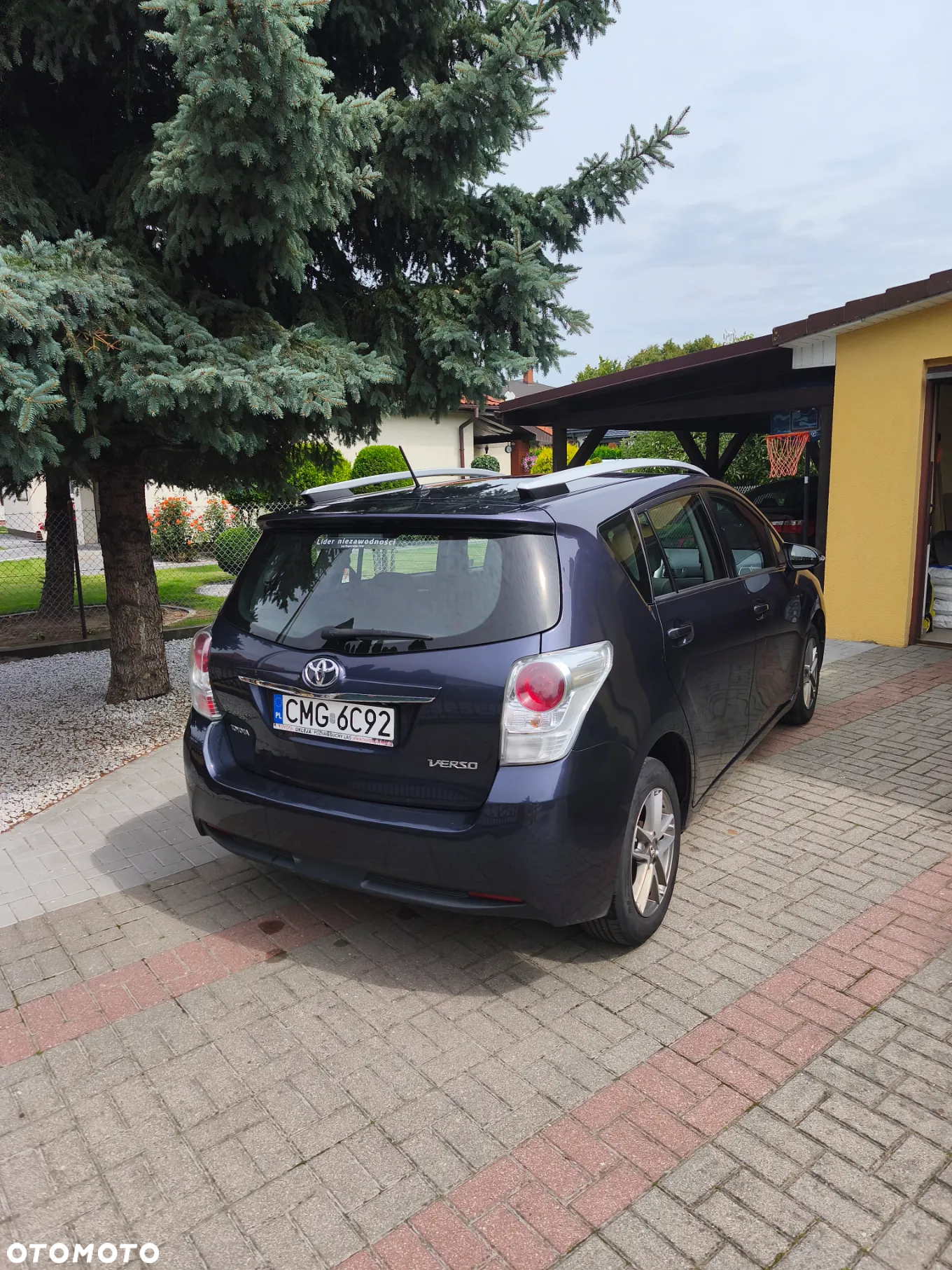 Toyota Verso - 3