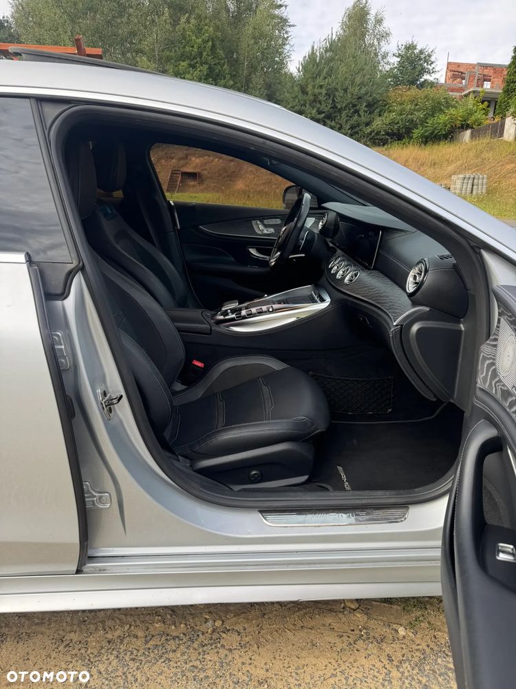 Mercedes-Benz AMG GT - 18