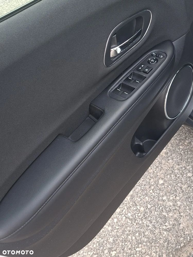 Honda HR-V 1.5 Elegance (ADAS) CVT - 3