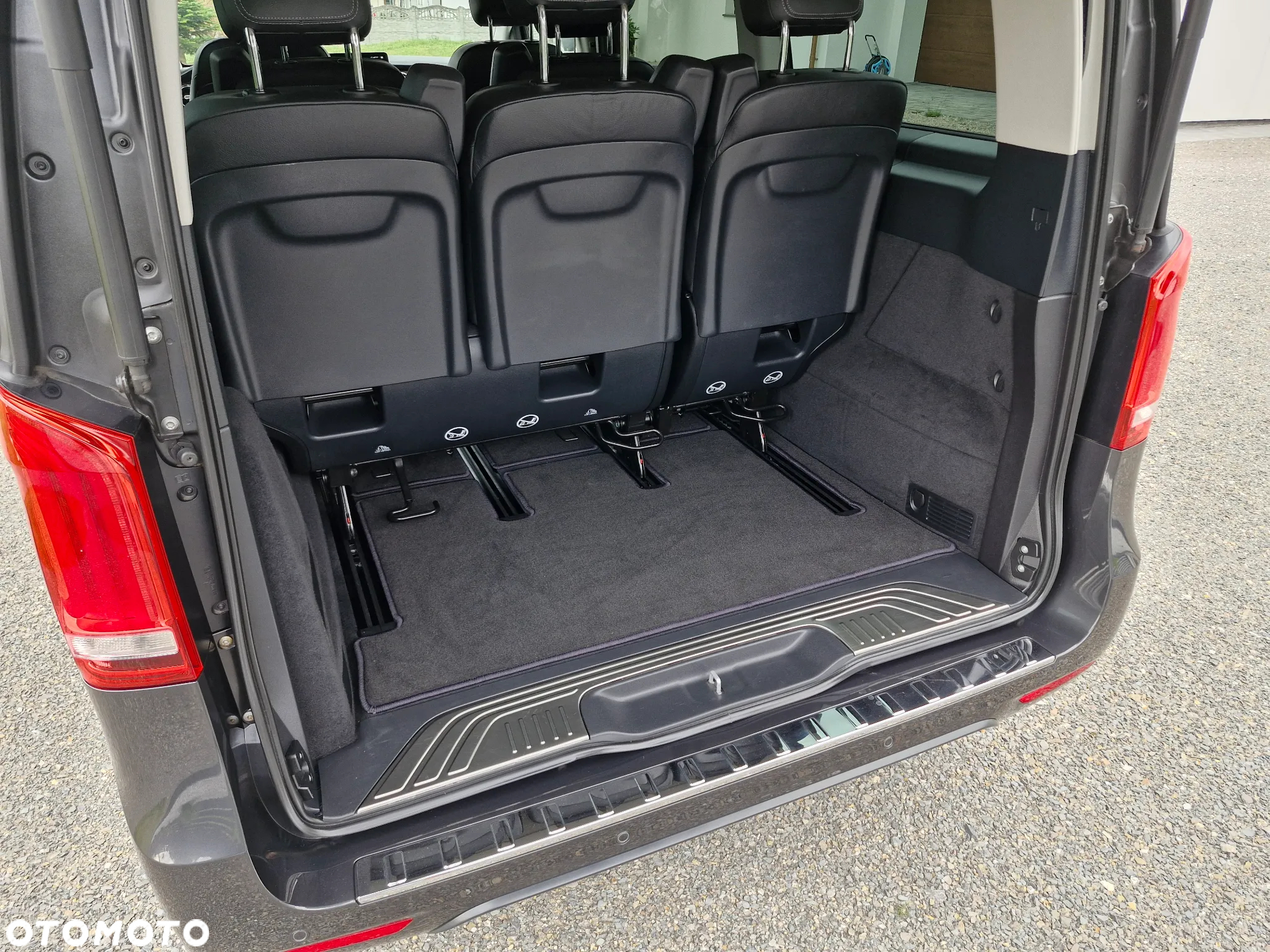 Mercedes-Benz Klasa V 300 d lang 4Matic 9G-TRONIC Avantgarde Edition - 26