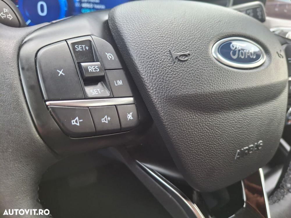 Ford Kuga 2.5 Duratec FHEV TITANIUM X - 26