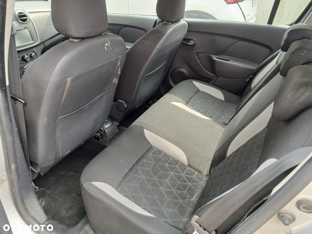 Dacia Sandero Stepway dCi 90 Prestige - 8