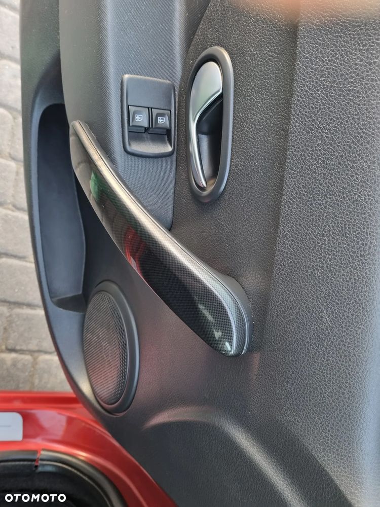 Dacia Logan SCe 75 Essential - 29