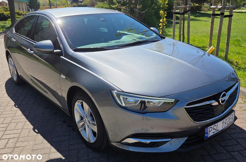 Opel Insignia - 1