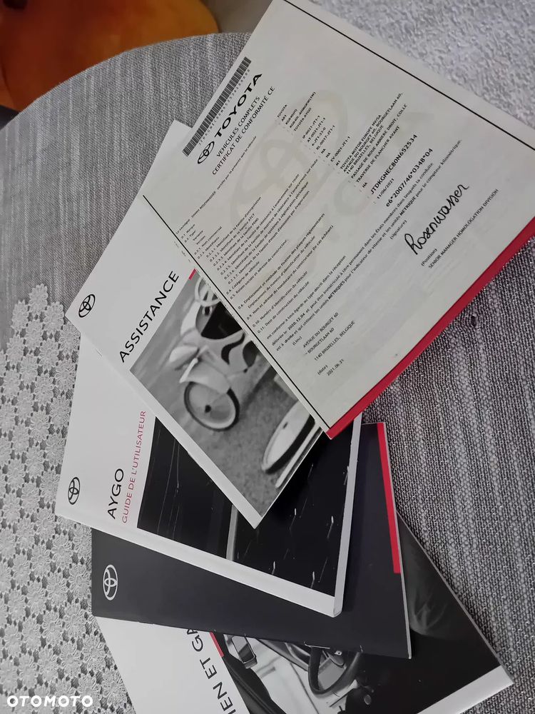Toyota Aygo x-play - 13