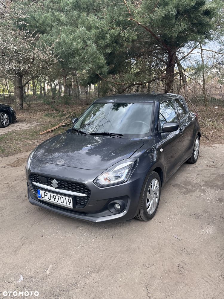 Suzuki Swift 1.2 Dualjet SHVS Premium Plus CVT - 2