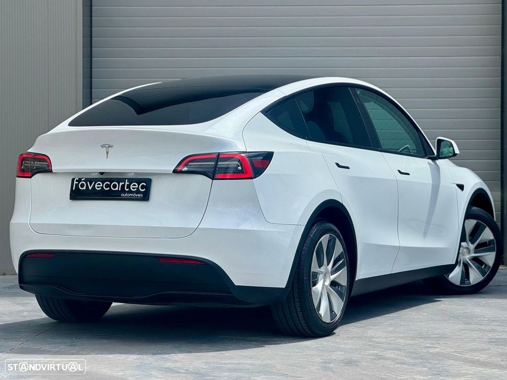 Tesla Model Y RWD - 21
