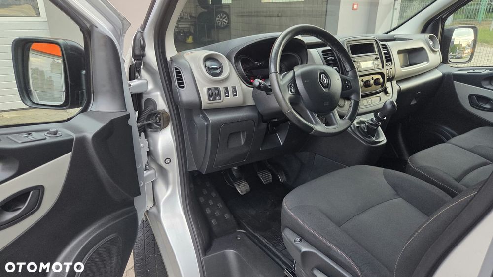 Renault TRAFIC - 7