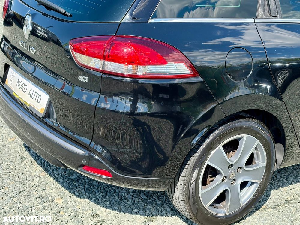 Renault Clio - 10