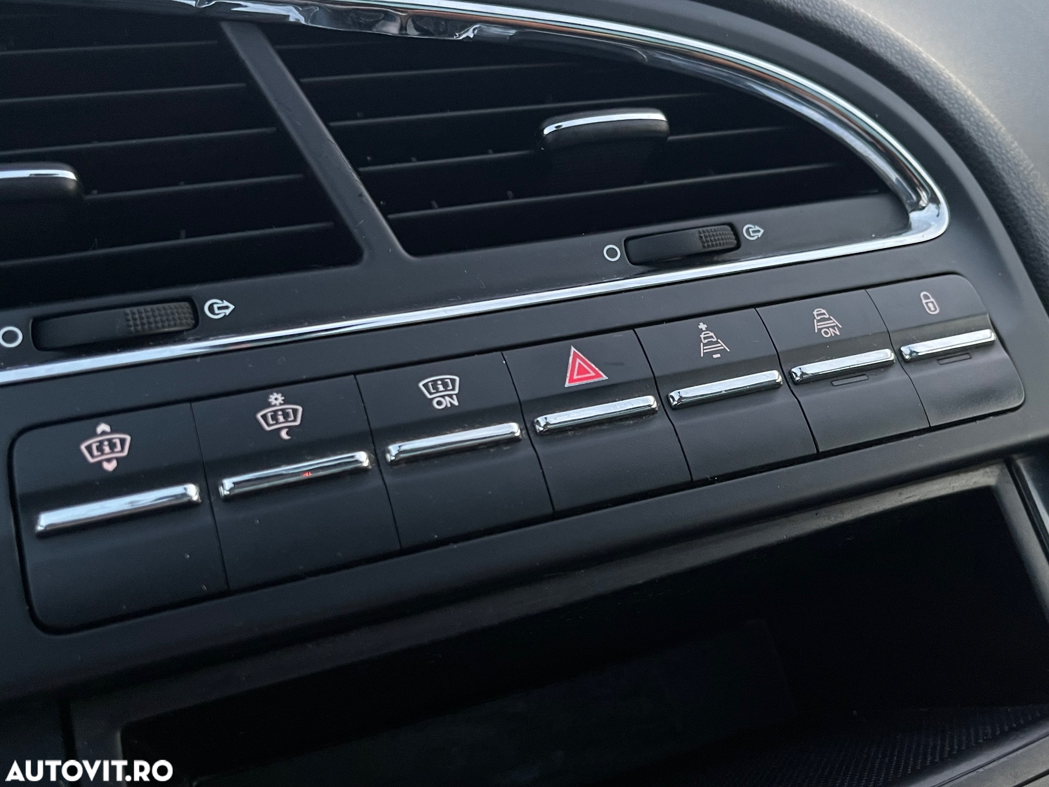 Peugeot 5008 1.6 HDI Confort Pack - 22