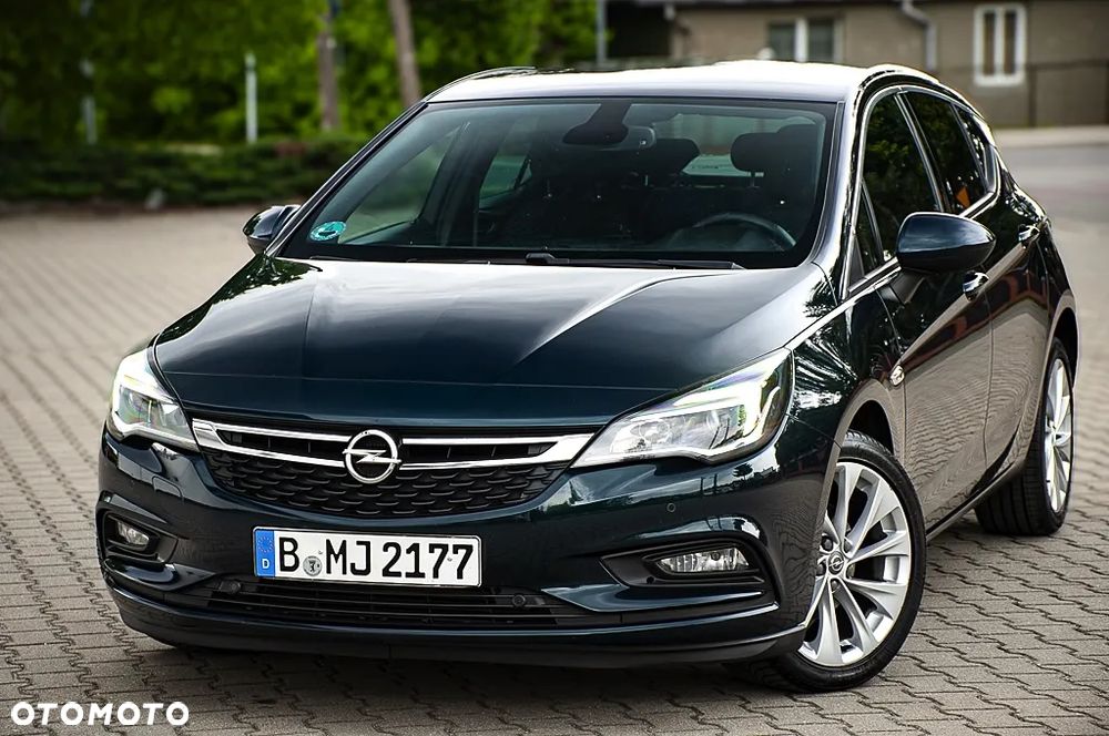 Opel Astra 1.4 Turbo Innovation - 17