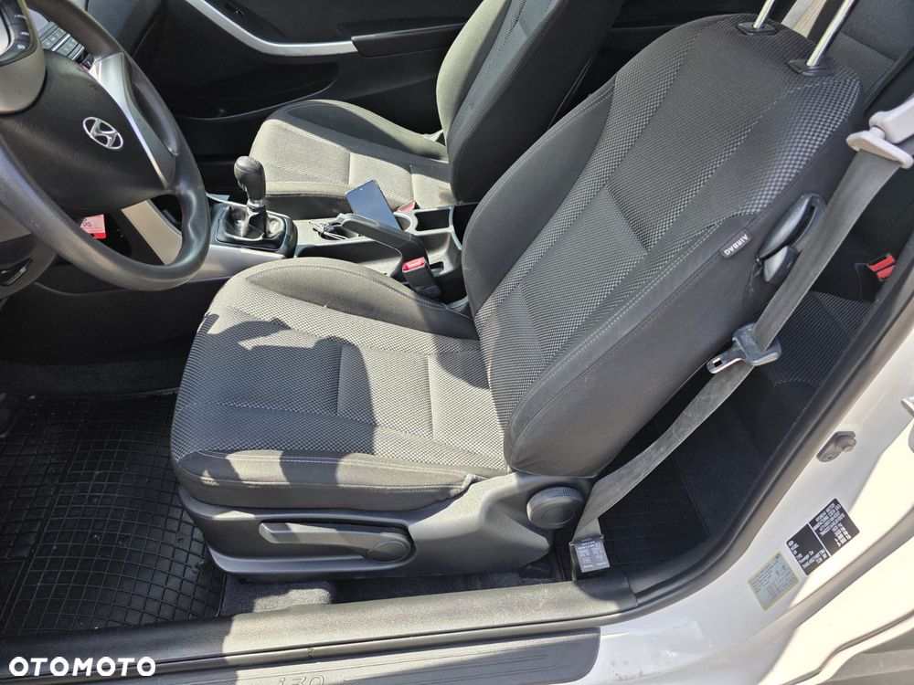 Hyundai i30 1.4 Base - 13