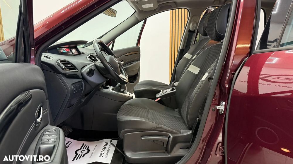 Renault Scenic - 16