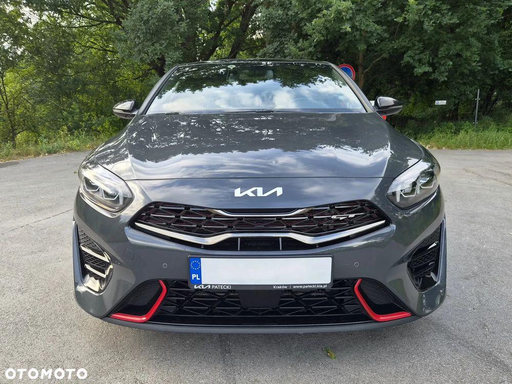 Kia ProCeed - 1