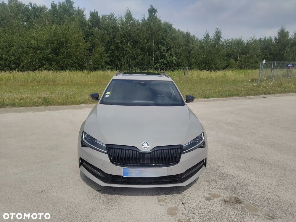 Skoda Superb 2.0 TDI SCR Sportline DSG - 4