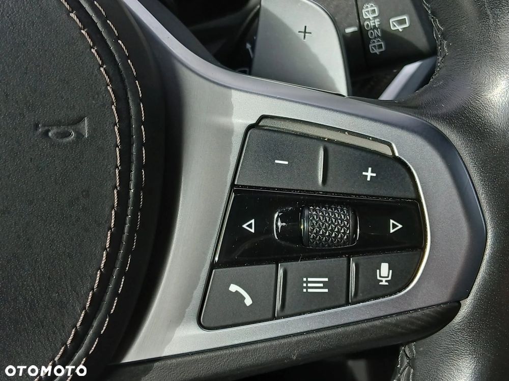 BMW X5 M50i - 26