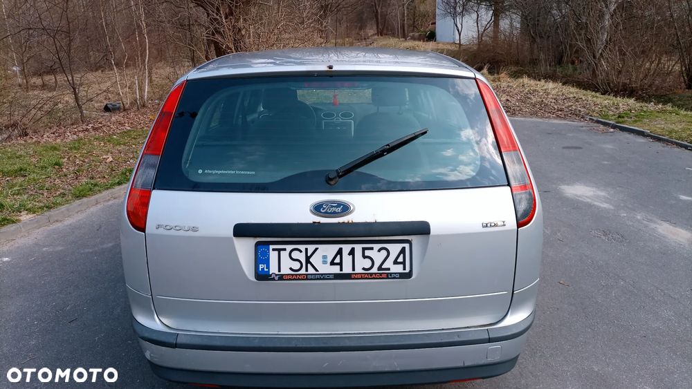 Ford Focus 1.6 TDCi Trend + - 10